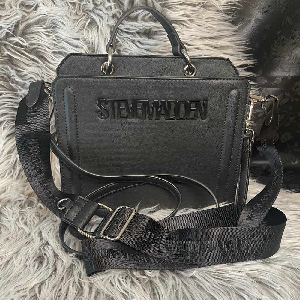 Steve Madden Bevelyn Satchel Black